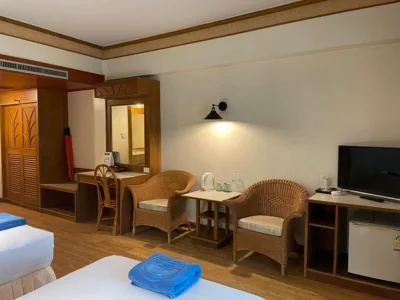 Phuket Golden Sand Inn – Foto’s 6